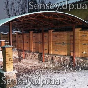 Аккуратный арочный навес